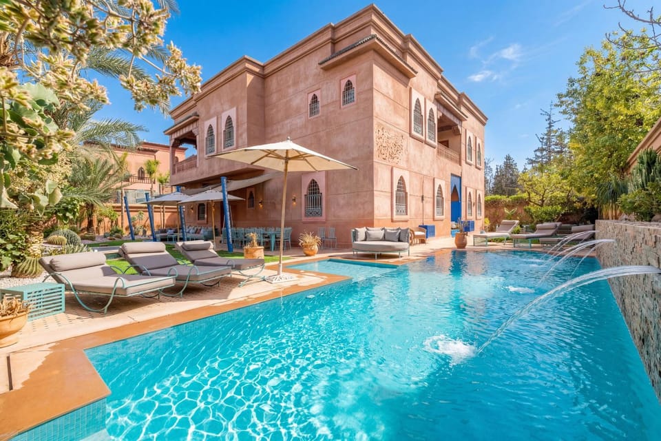 Property building, Patio, Day, Natural landscape, Garden, Garden view, Pool view, Swimming pool