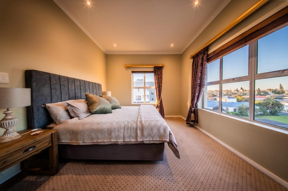 Bed, View (from property/room), Bedroom