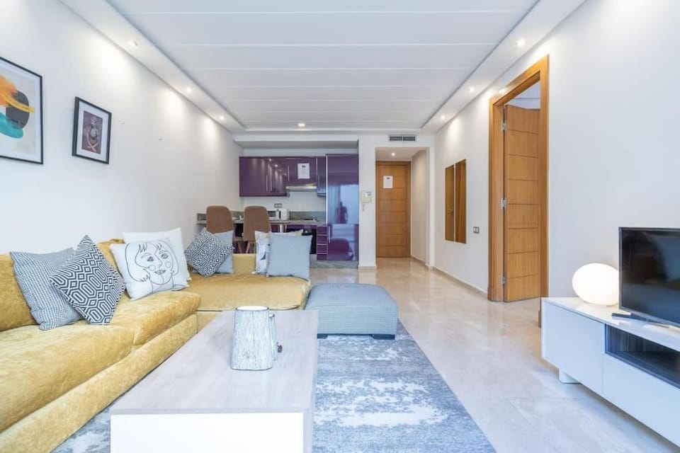 Hot location flat at Maarif bd Anfa near Ahmet chef Apartment in Casablanca