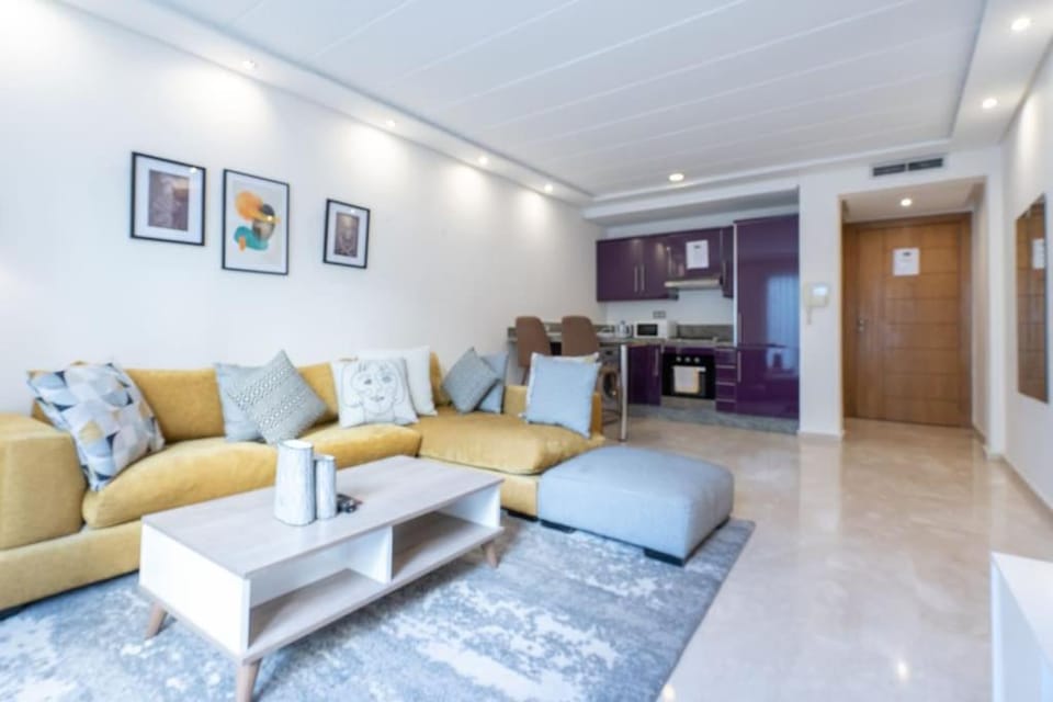 Hot location flat at Maarif bd Anfa near Ahmet chef Apartment in Casablanca