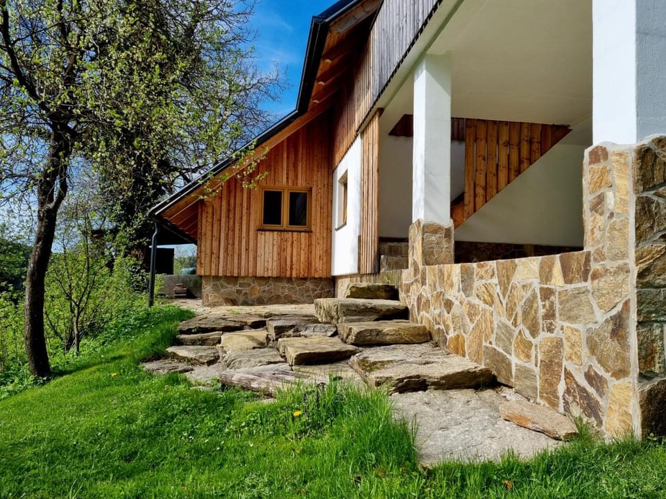 Apartma1 pri Adamu House in Slovenia