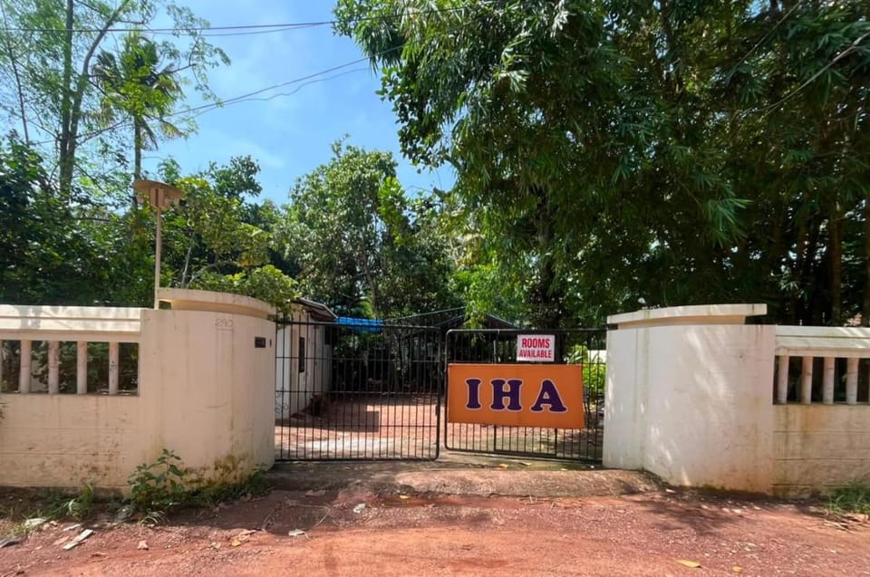 iha ayurveda resort Bed and Breakfast in Varkala
