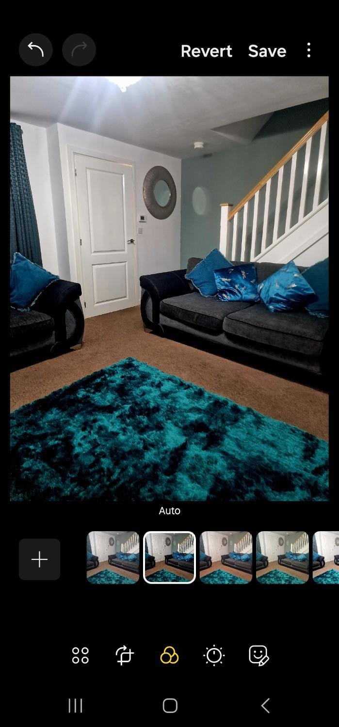 Well Furnished 3 Bedroom House in a cosy estate in Bolton with free parking Apartment in England