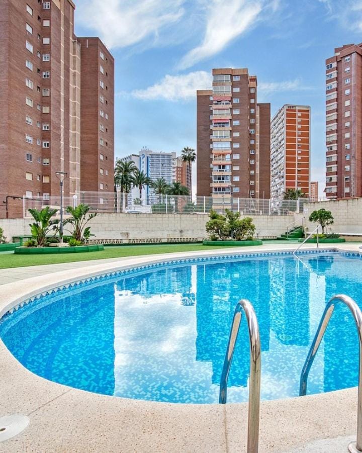Day, City view, Pool view, Swimming pool, sunbed