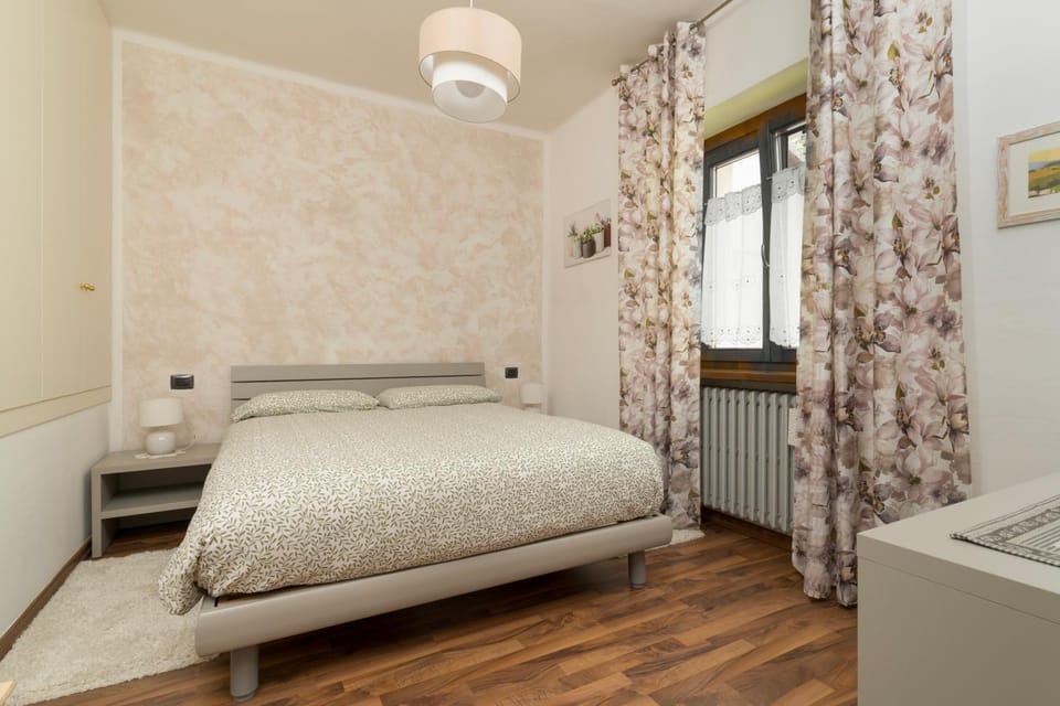 Rosmary42 Miralago Bed and Breakfast in Veneto