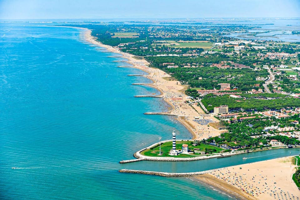 Nearby landmark, Day, Natural landscape, Bird's eye view, Beach, Sea view