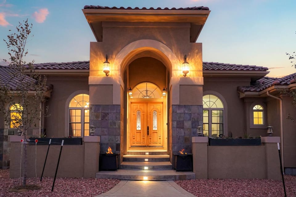 Property building, Facade/entrance, Street view, Sunset, wedding