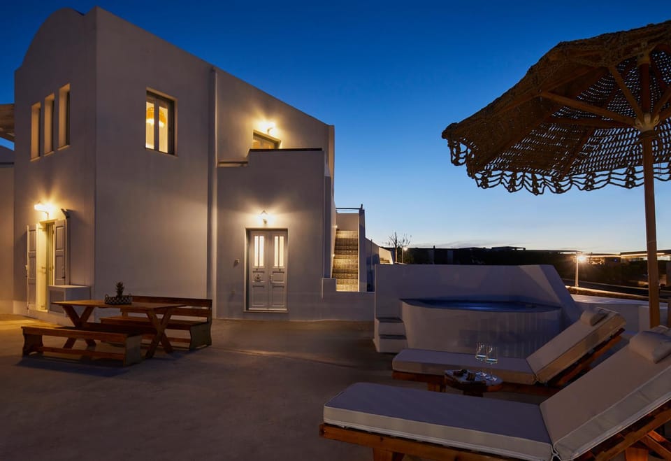Patio, Hot Tub