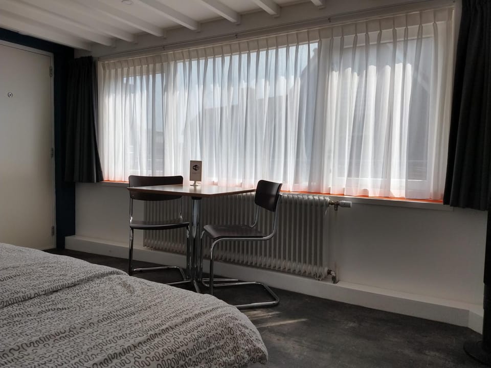 Seating area, Bedroom