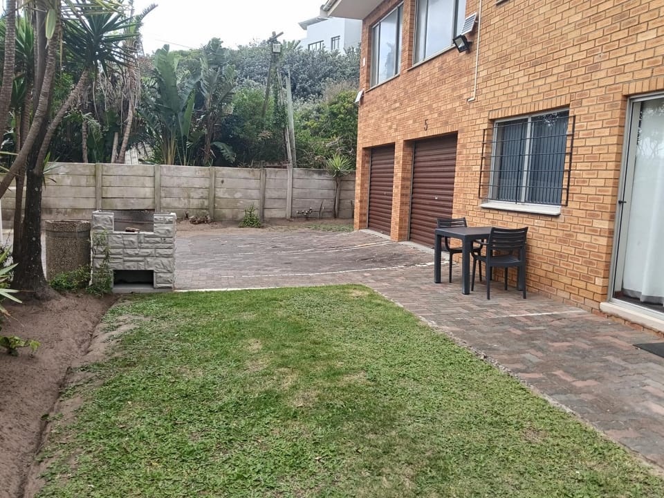 5 Bayview Gonubie Seaside Apartment in Eastern Cape