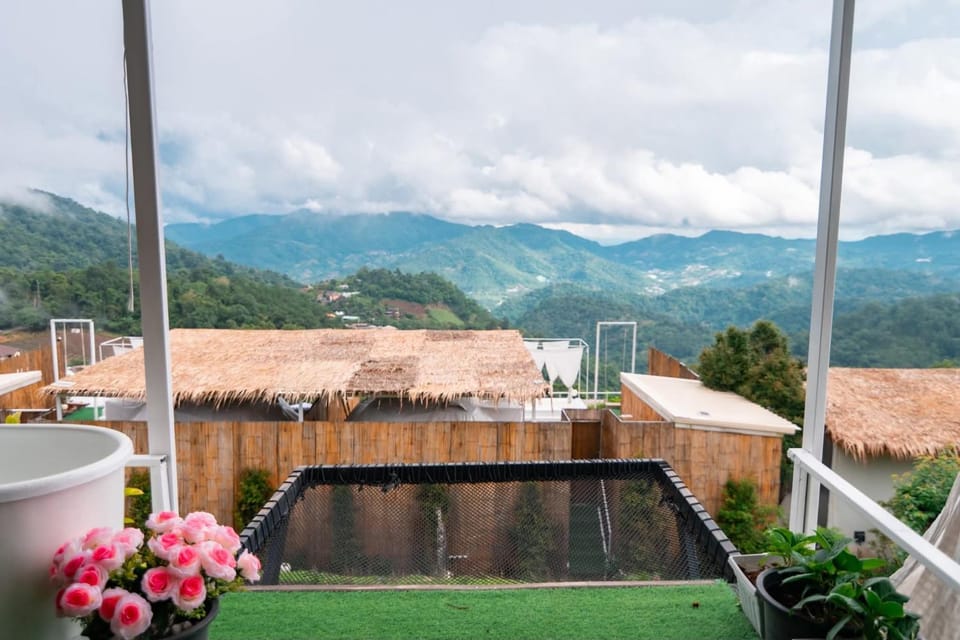 ภูตะวัน-บ้านท่าจัน ม่อนแจ่ม Vacation rental in Thailand