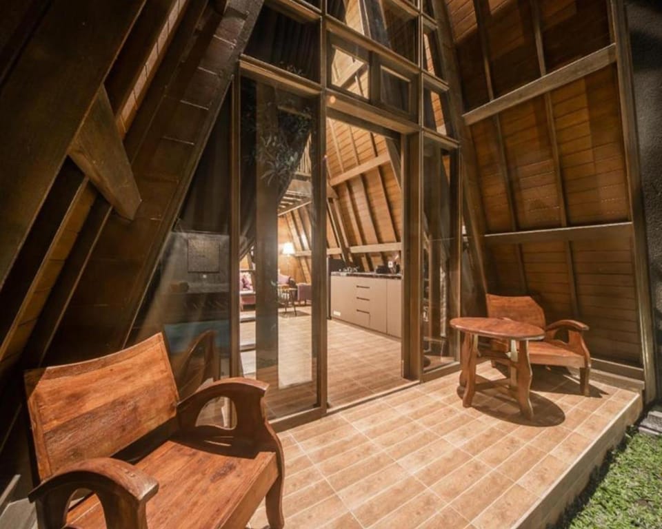 Patio, Seating area