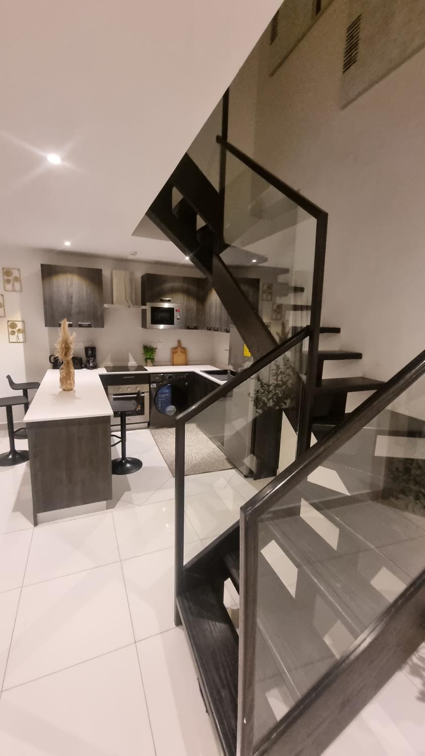 The Lennox Suites by Cozy Apartment in Accra