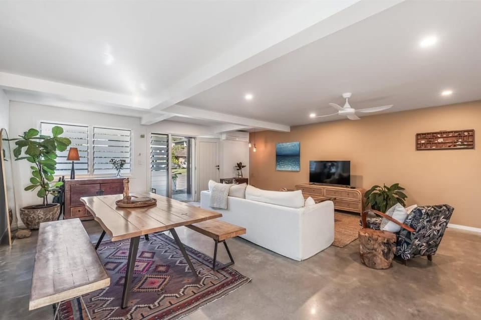 Salty Crab Bungalow House in Lennox Head