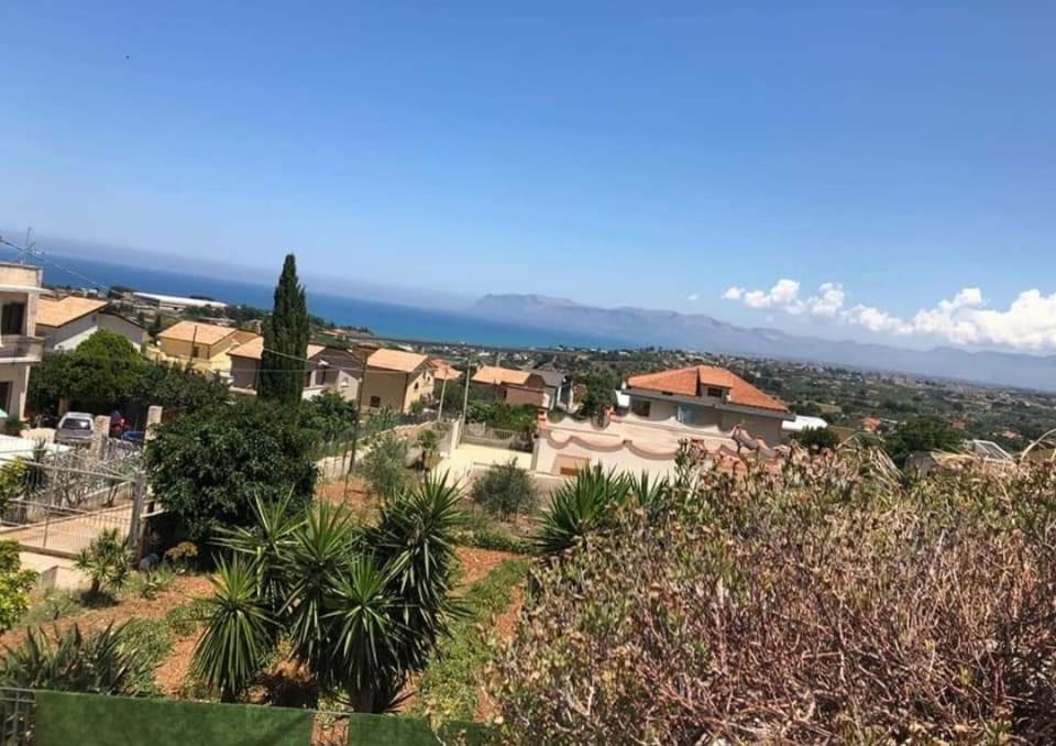 appartamento in villa splendente Apartment in Castellammare del Golfo
