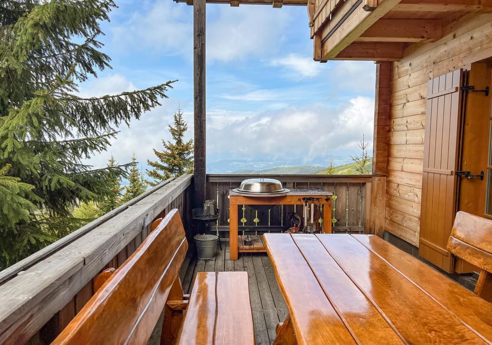 BBQ facilities, Dining area