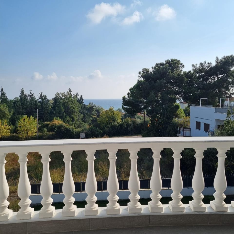 View (from property/room), Balcony/Terrace