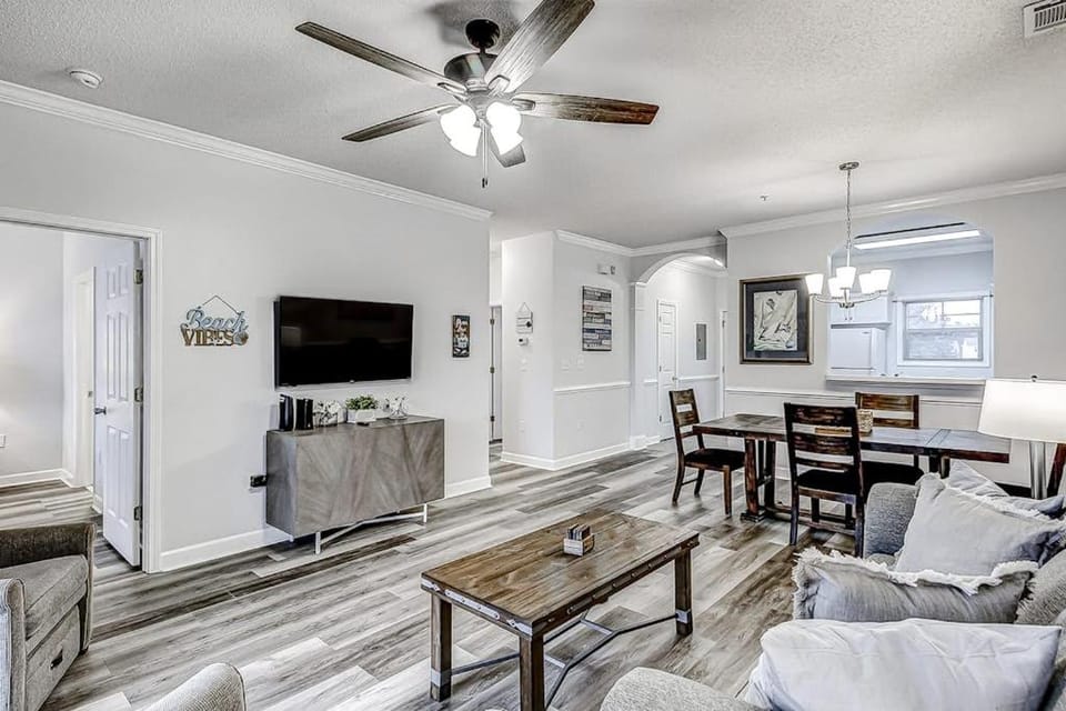 The Perfect Getaway at Wickham Dr Apartment in Carolina Forest