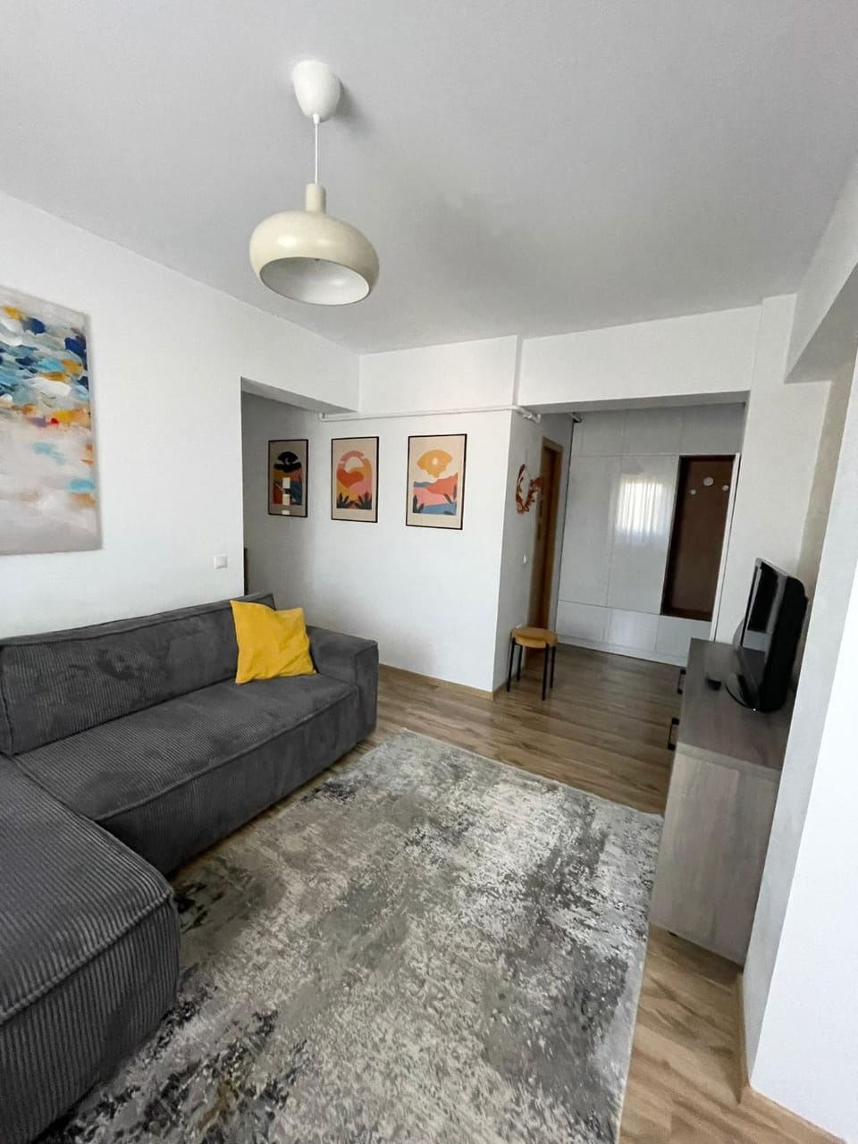 TV and multimedia, Living room, Seating area