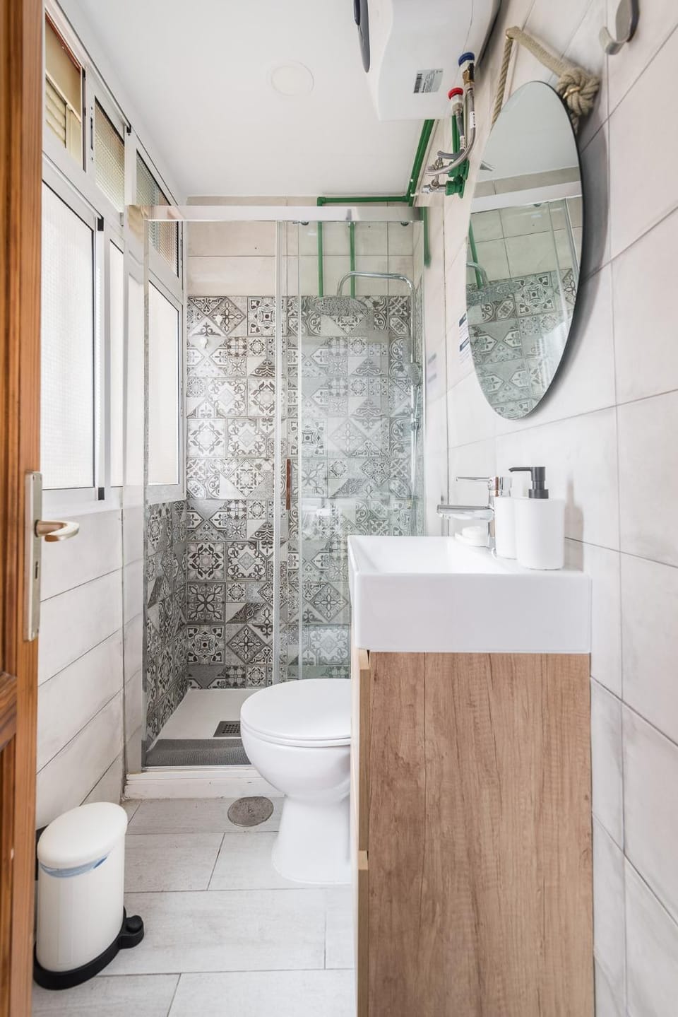Shower, Toilet, Bathroom