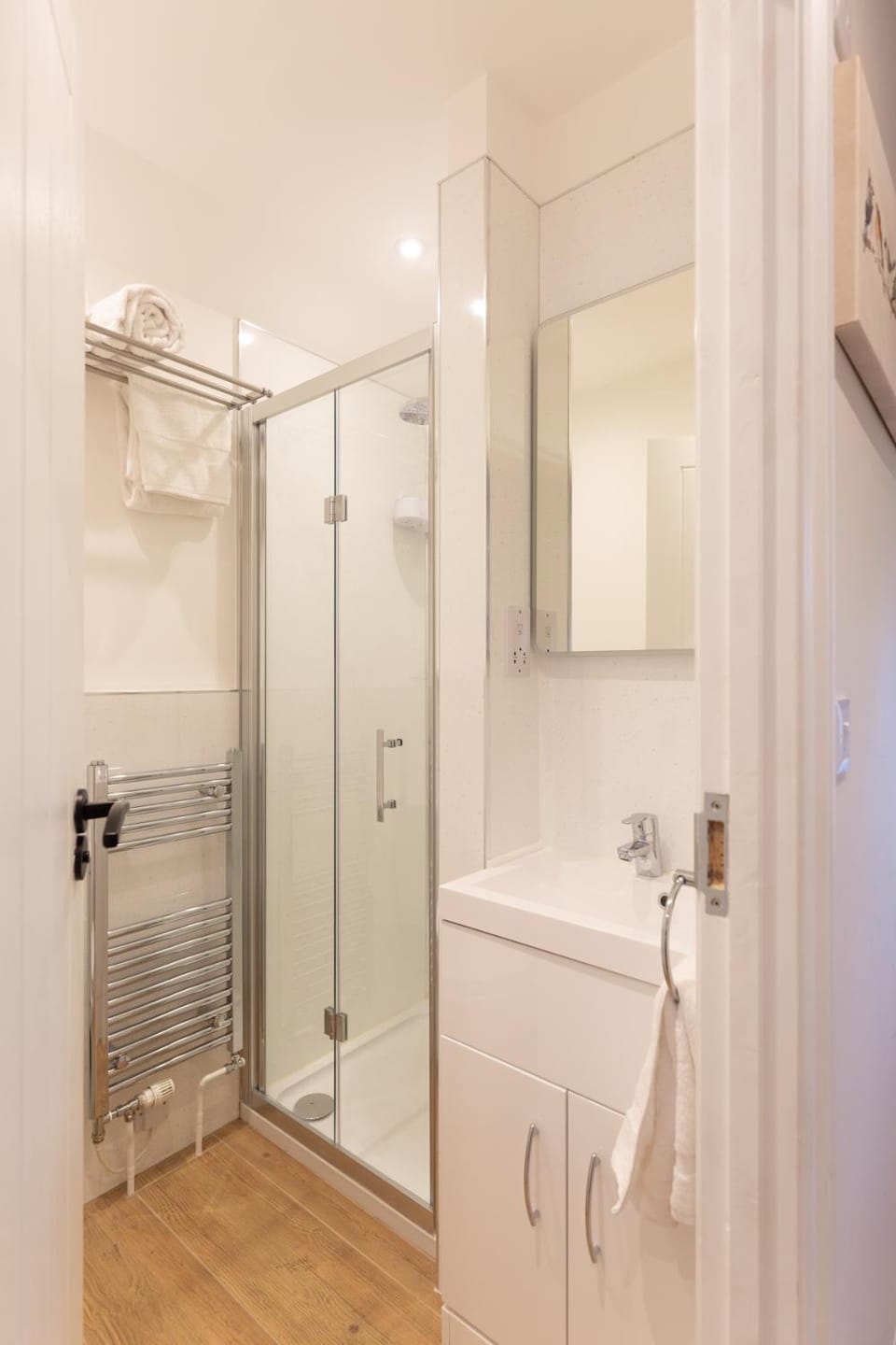 Shower, Bathroom, towels