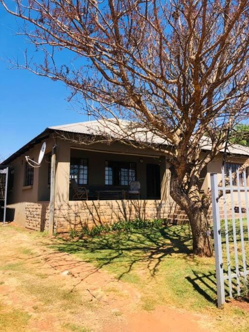 Cipresso Guesthouse Villa in Gauteng