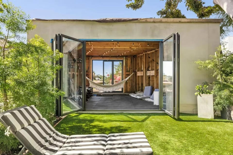 Spring, Garden, Seating area, Garden view, sunbed