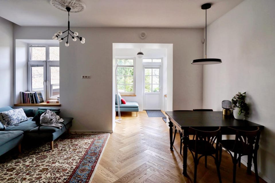 NEW! WARM and COSY apartment with private ENTRANCE and PARKING in a city center Apartment in Vilnius