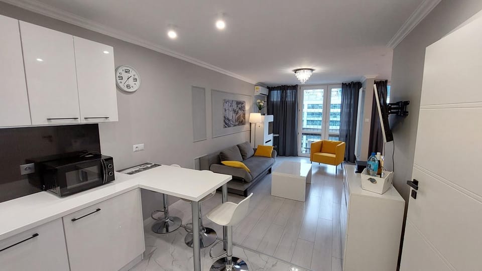 Elegancki apartament w sercu Warszawy Apartment in Warsaw