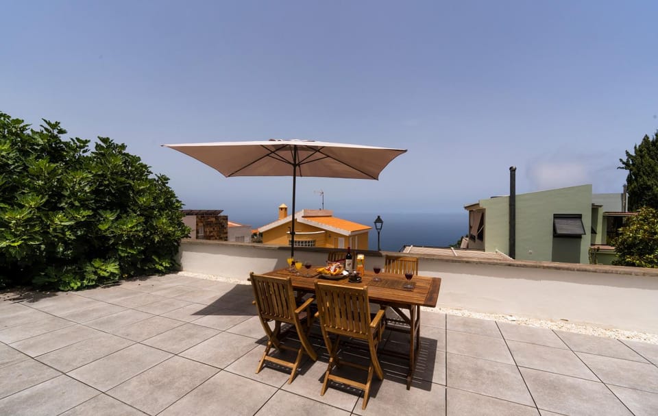 Solarium, View (from property/room), Balcony/Terrace
