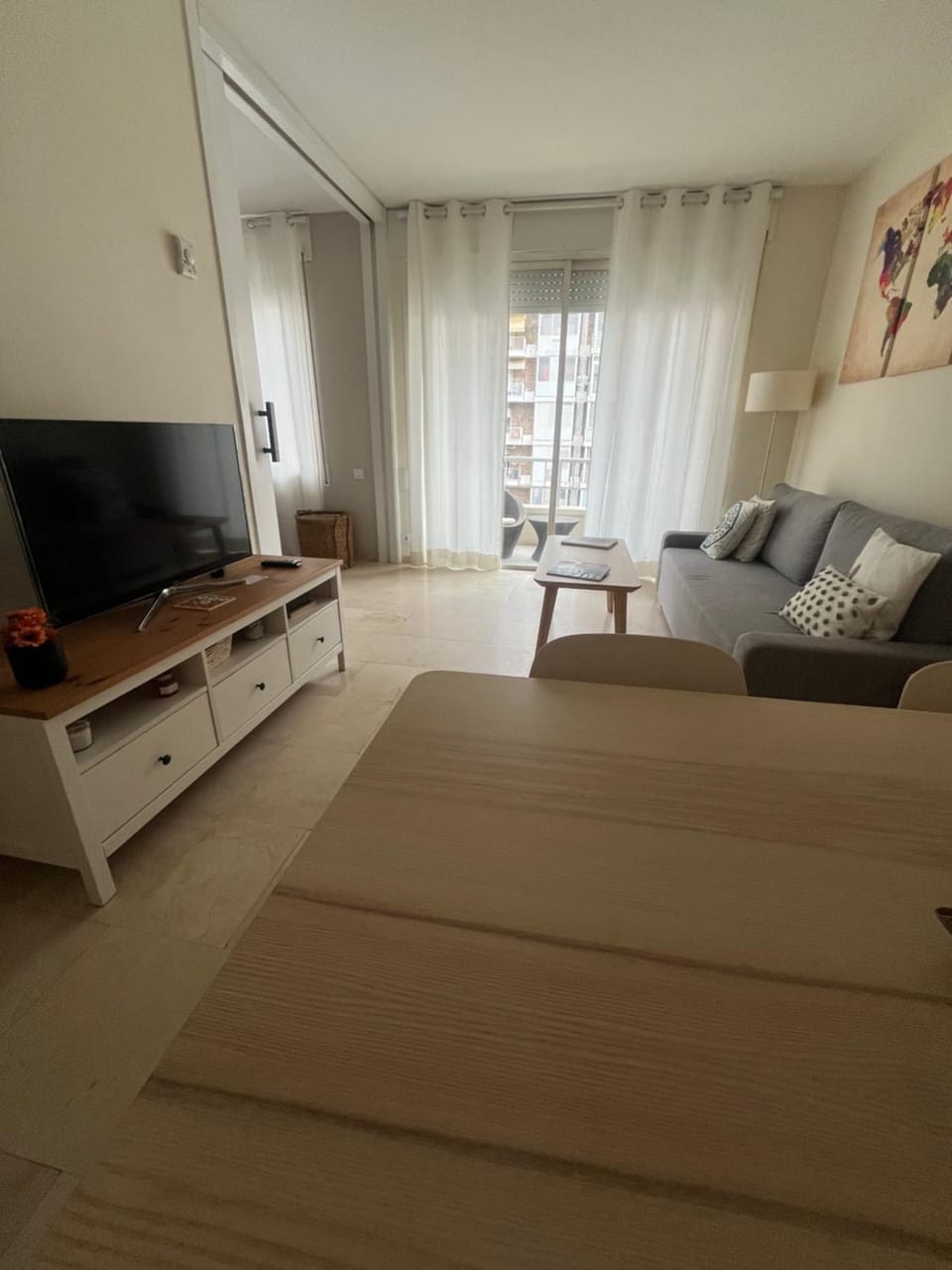 TV and multimedia, Living room, Seating area