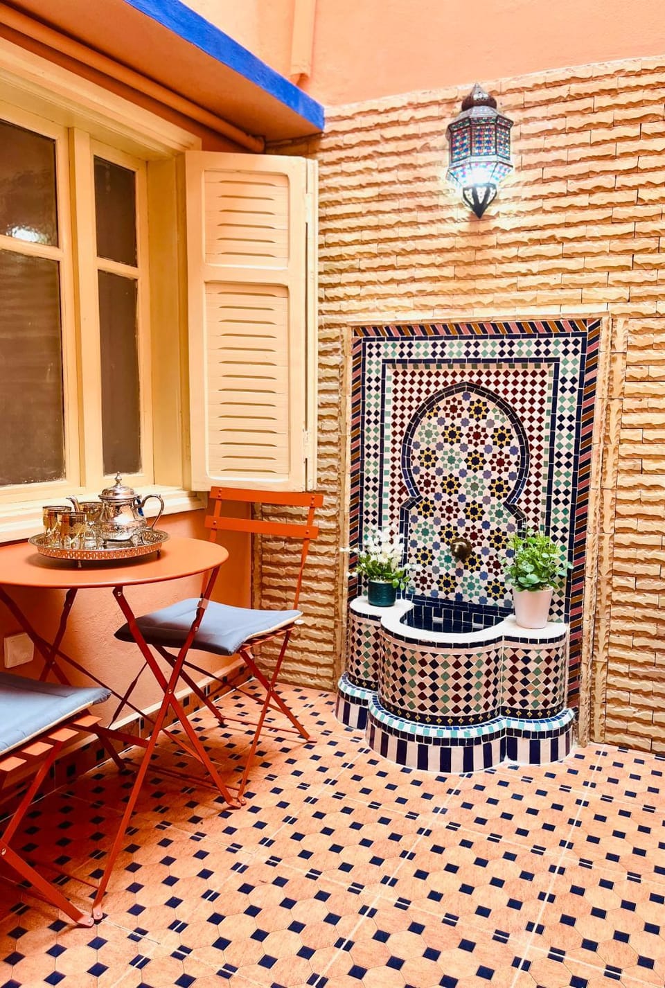 Patio, Dining area