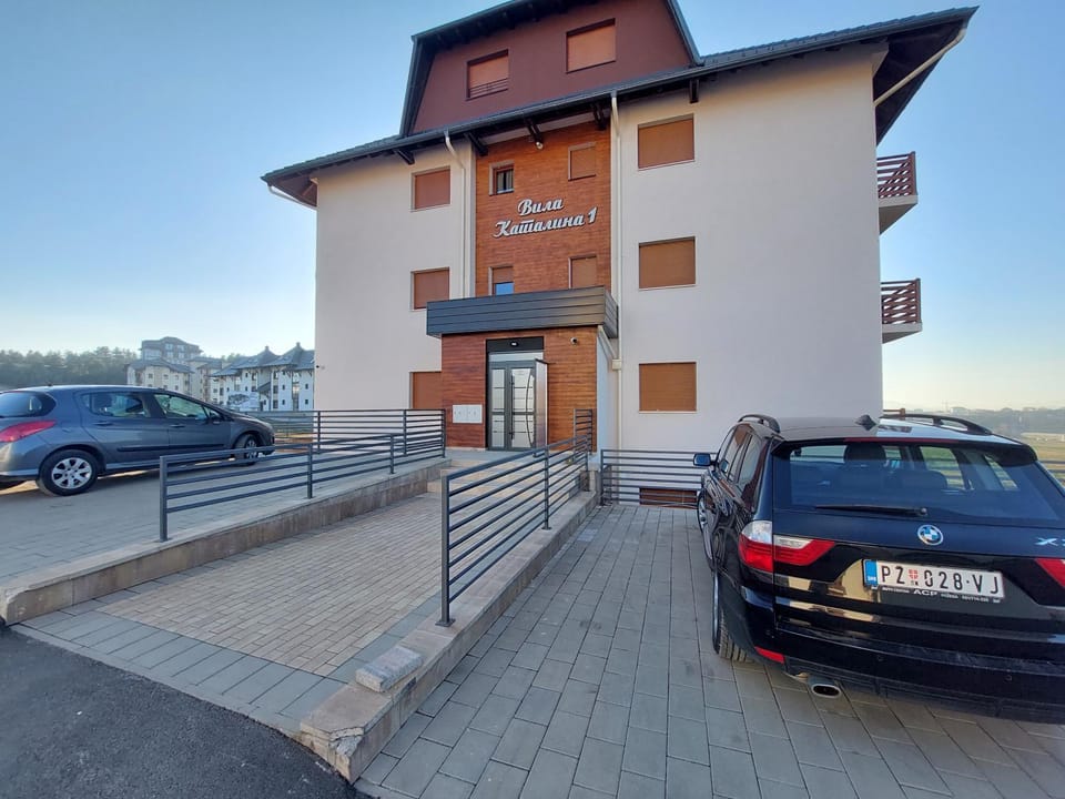 Property building, Parking