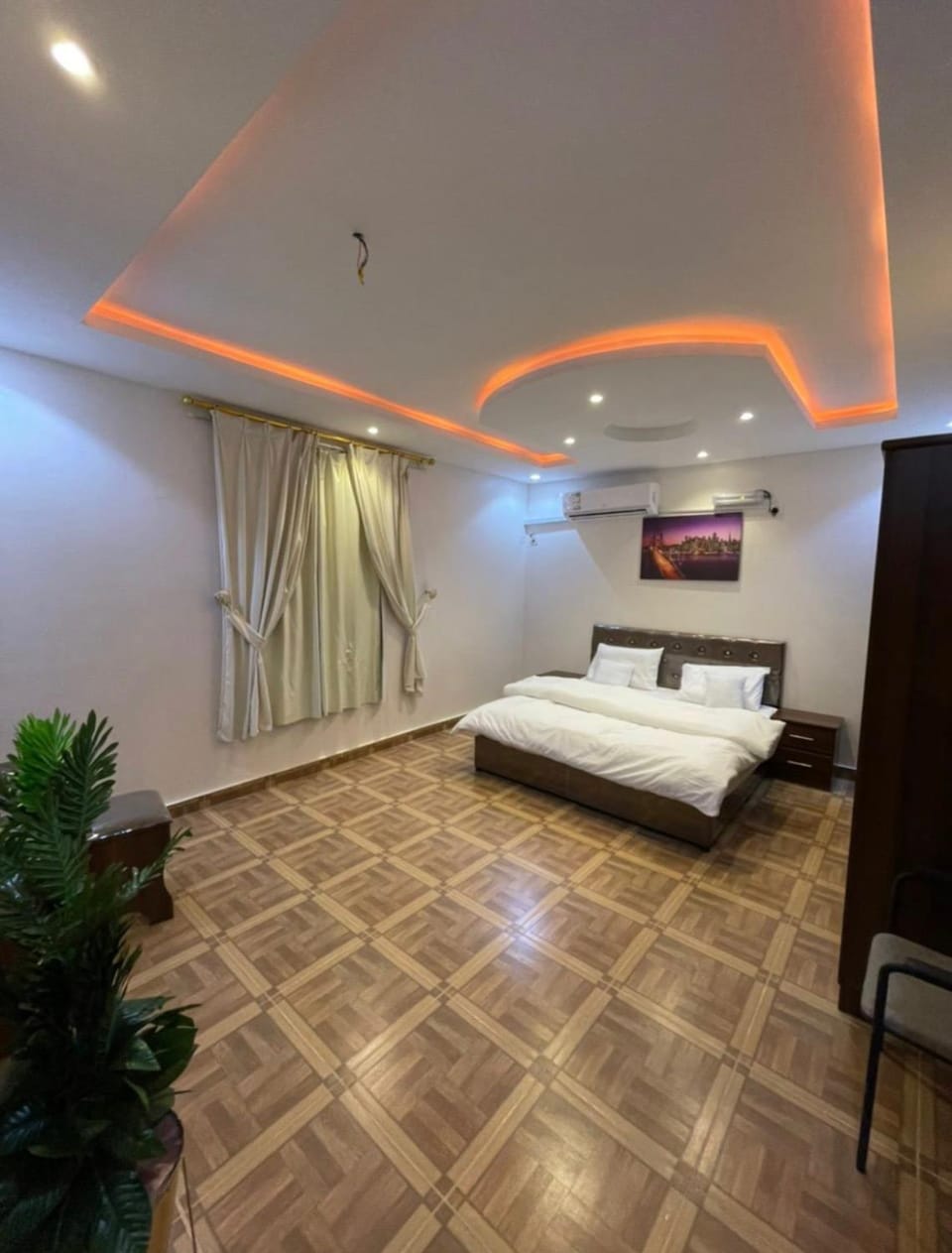 Bed, Photo of the whole room, Bedroom