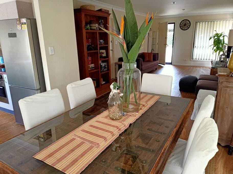 Tingalpa Townhouse Treat Apartment in Brisbane
