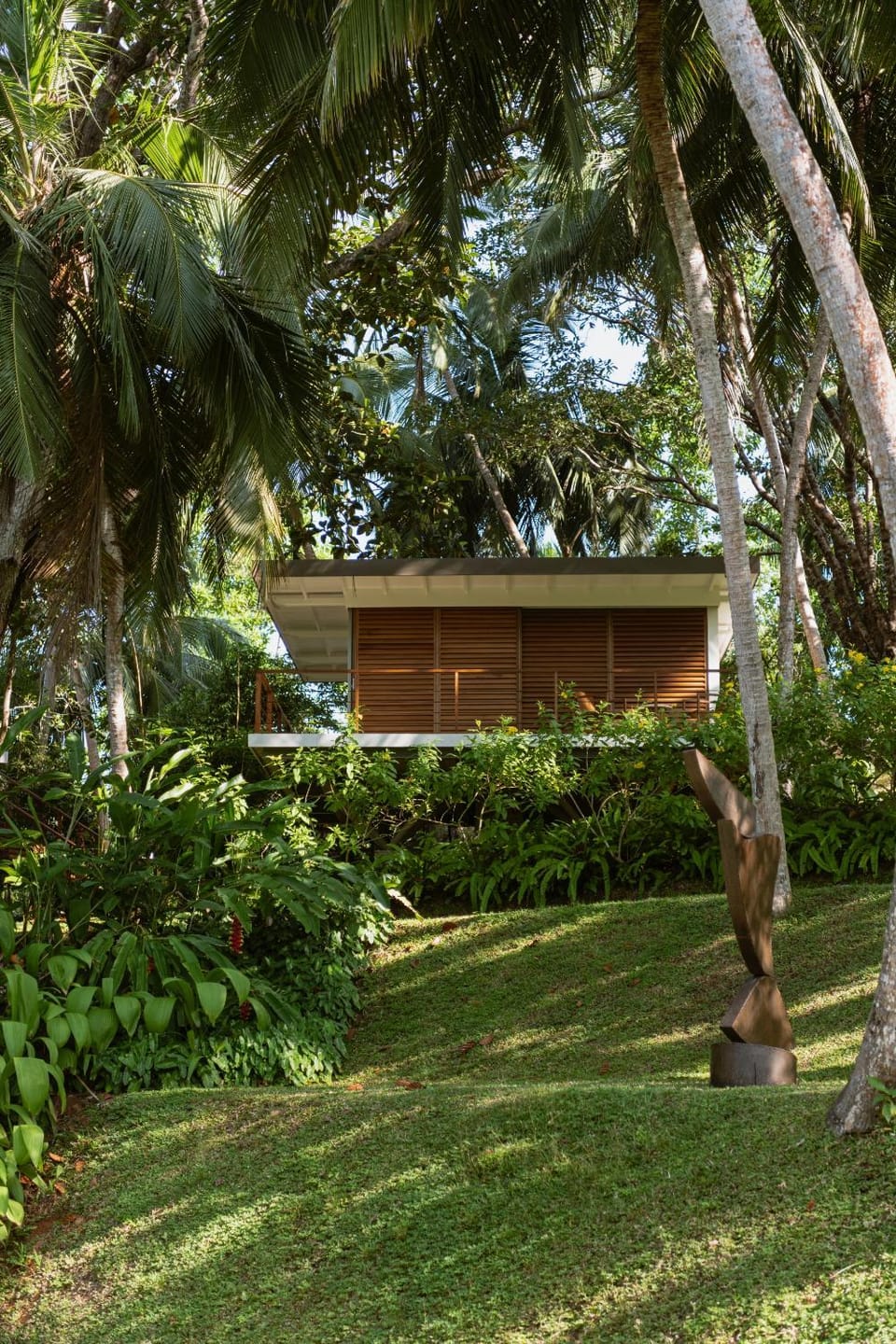 Kurulu Bay Hotel in Ahangama
