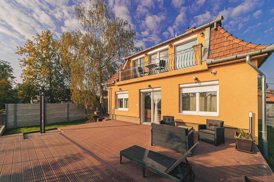 Property building, Patio