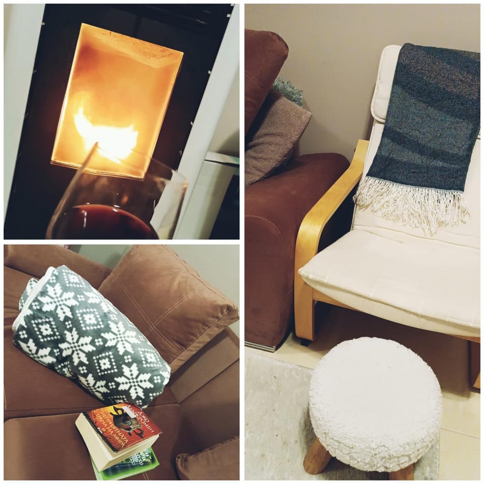 Living room, fireplace