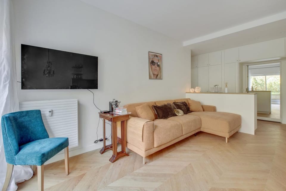 Chic & Terrasse Privée à Paris Apartment in Paris