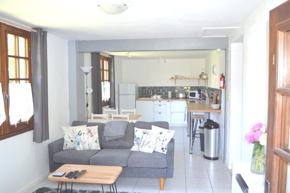 Les Bruyeres Gite Apartment in Nouvelle-Aquitaine