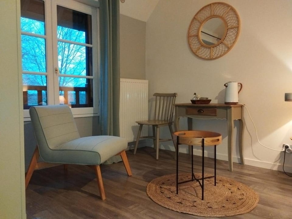 AU NID DOUILLET DE LA FERME CHAUVET Bed and Breakfast in Pays de la Loire