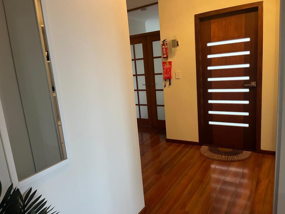 Palm beach Sydney, Modern home with water view Apartment in Pittwater Council