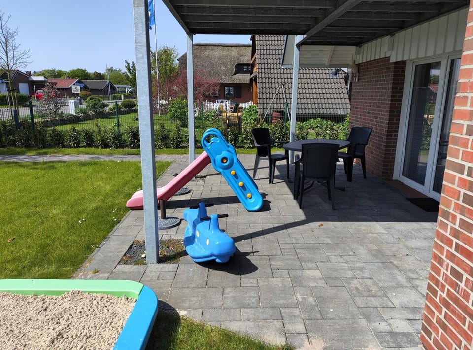 Ferienhaus Krabbe, 8 Personen, 3-4 Schlafzimmer House in Friedrichskoog