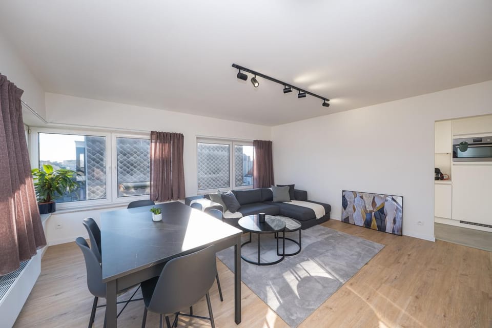 Living room, kitchen