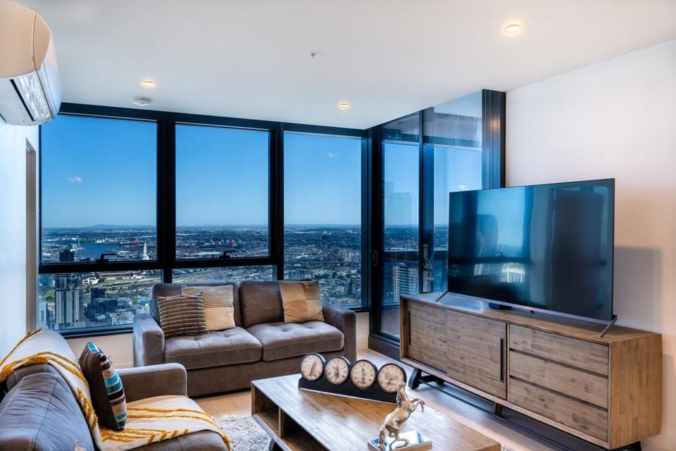 Communal lounge/ TV room, TV and multimedia, Living room, Seating area