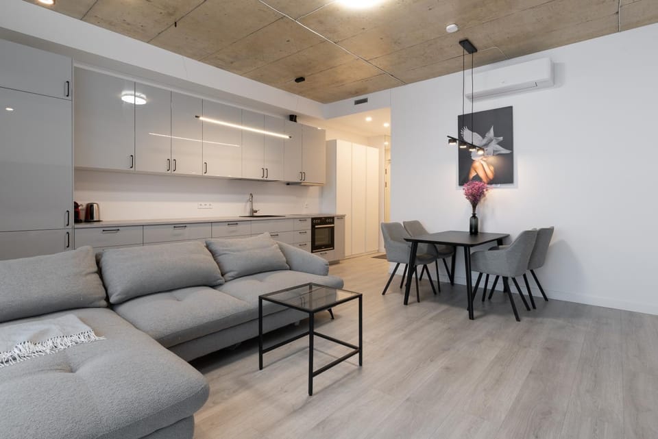 Bossa Nova - modern 2 bedroom apartment in the center Apartment in Vilnius