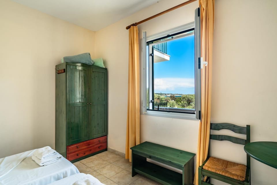 Property building, Living room, Bedroom