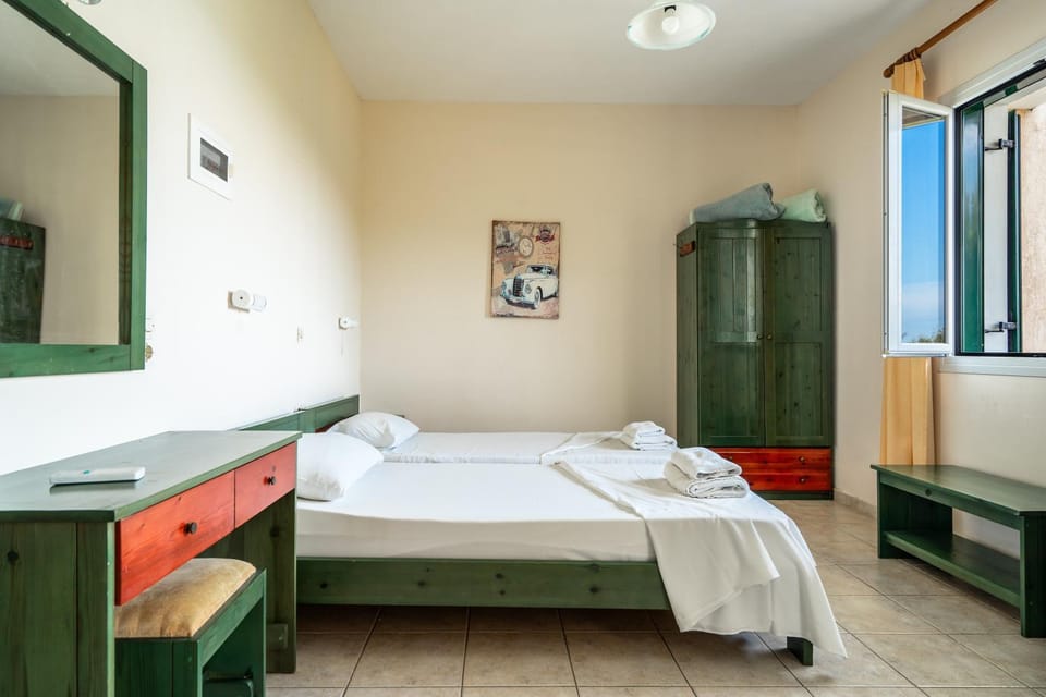 Property building, Living room, Bedroom