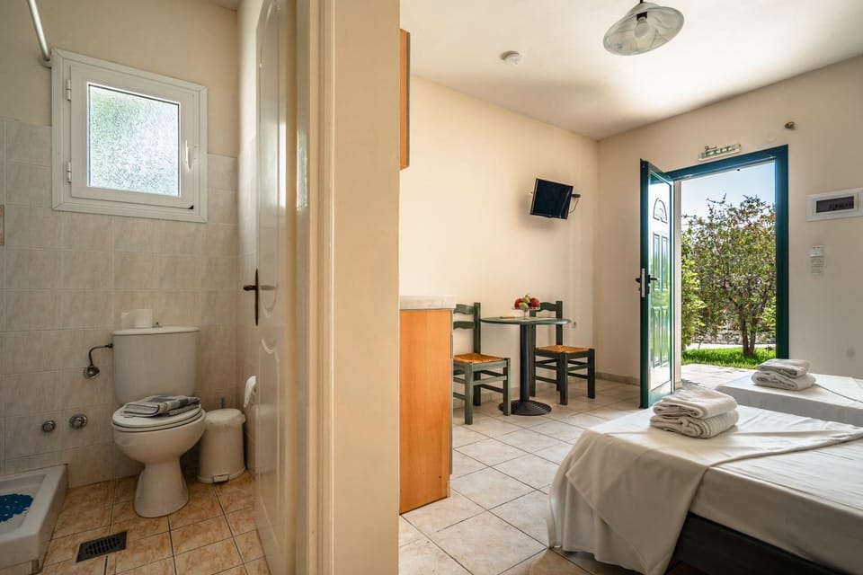Bathroom, Living room