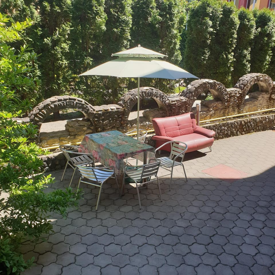 Casa Rosa Bed and Breakfast in Romania